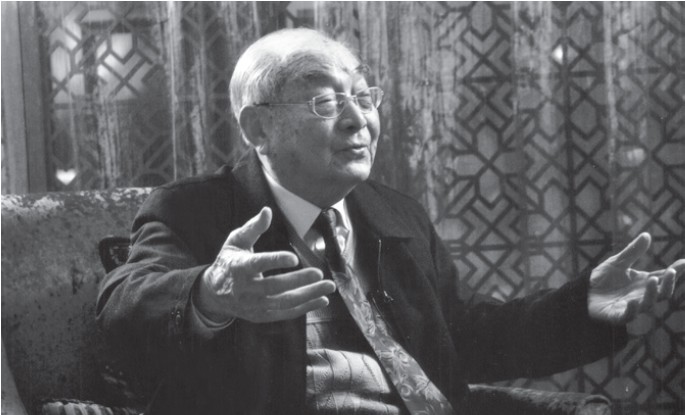 106��������������Ϊ���ƹ�Ǯ���ĺ�ɫ�ع�