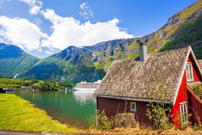 1515987653806066.jpg 挪威.jpg