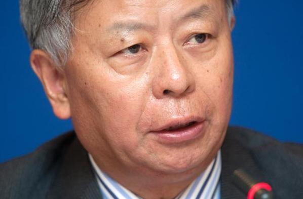 ����Ⱥ����Ͷ�жԹ�����ҵ�߳�ȥʩ��