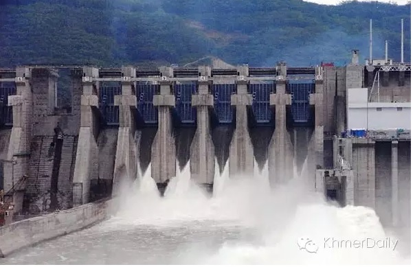 ӦԽ�������й���բ��ˮ �����ع��ӹ��Һ��й����ú���