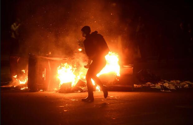 �����˿�ʼ�����Լ��������ˣ�