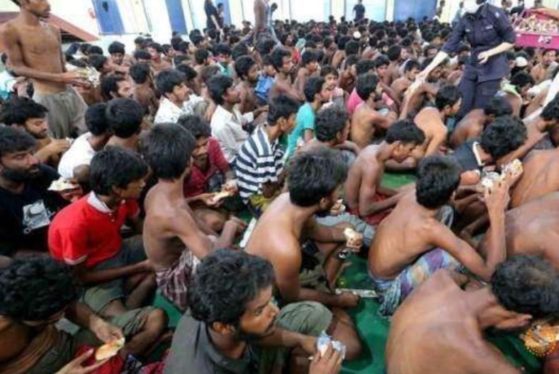 ÷��������ǰ�ҹ��羳�˿������ķ�������ս